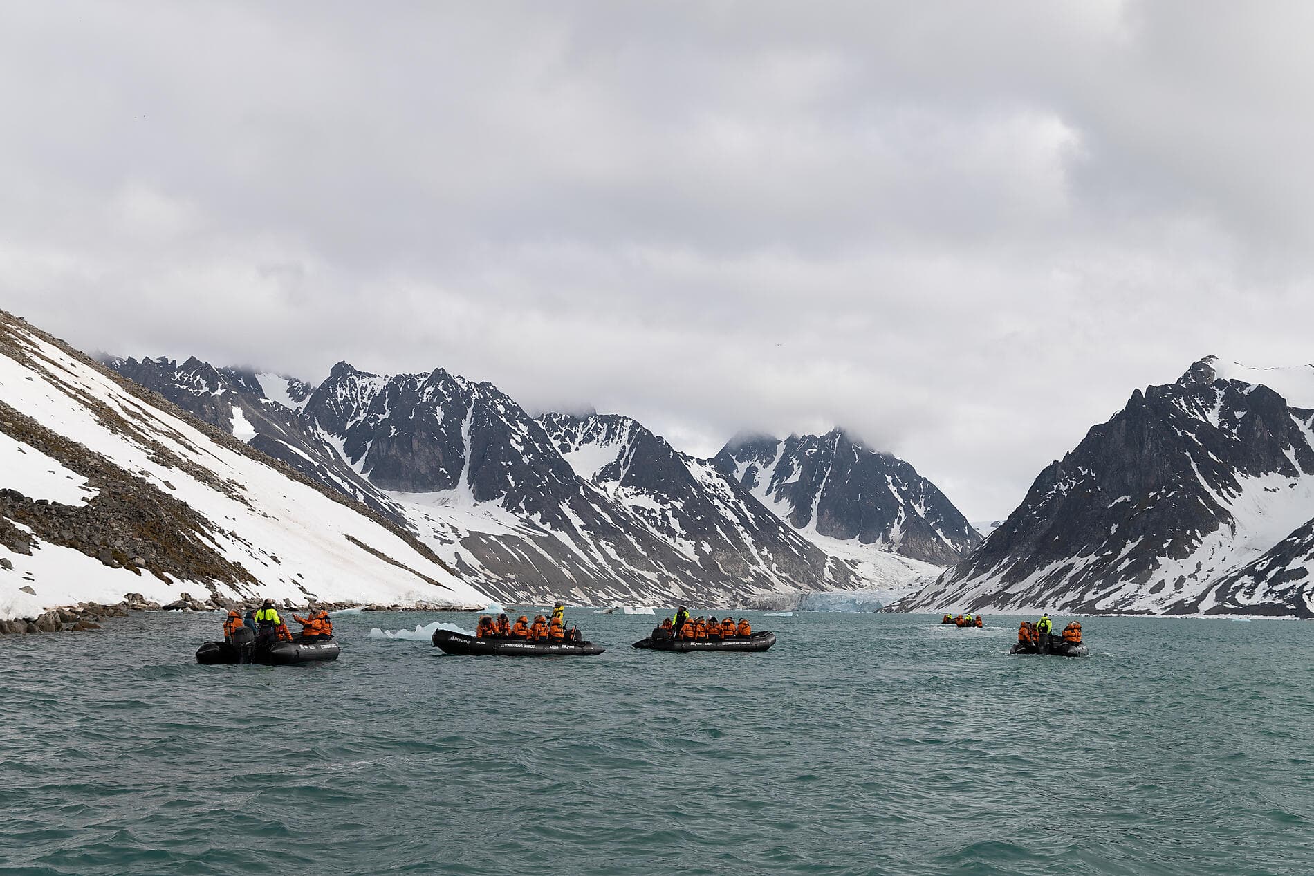 Au cœur des glaces de l'Arctique, du Svalbard au Groenland ©StudioPONANT_Morgane Monneret
